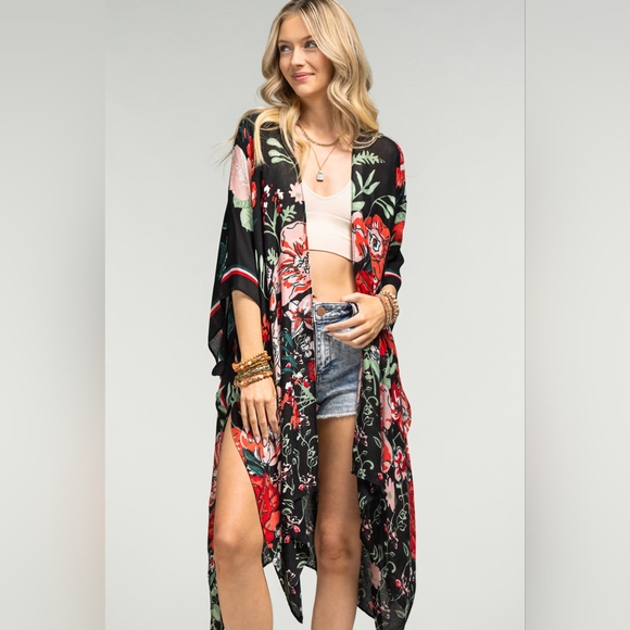 Vibrant Red Floral Print Kimono w Deep Black Background - Lightweight Fabric - Picture 4 of 8